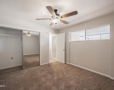 1140 W 7th Street - Photo Thumbnail 15