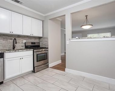 5612 Birchman Avenue - Photo Thumbnail 19