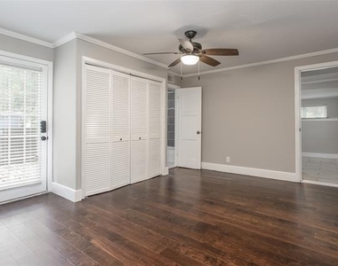 5612 Birchman Avenue - Photo Thumbnail 22