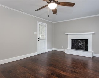 5612 Birchman Avenue - Photo Thumbnail 21