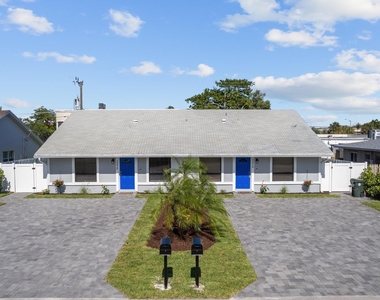 3370 Ne 5th Drive - Photo Thumbnail 22