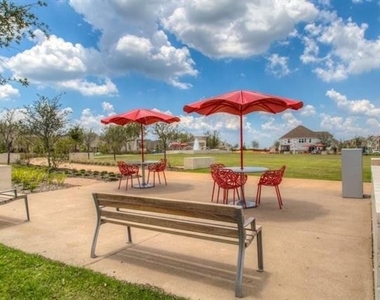 15807 Thorn Apple Road - Photo Thumbnail 26