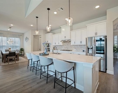 15807 Thorn Apple Road - Photo Thumbnail 2