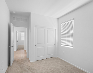 18351 W Hackamore Drive - Photo Thumbnail 9