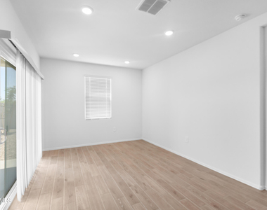 18351 W Hackamore Drive - Photo Thumbnail 23