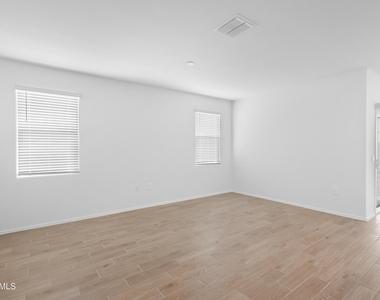 18351 W Hackamore Drive - Photo Thumbnail 22