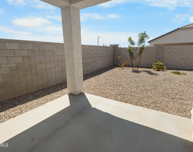 18351 W Hackamore Drive - Photo Thumbnail 35