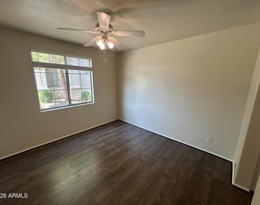 1941 S Pierpont Drive - Photo Thumbnail 10