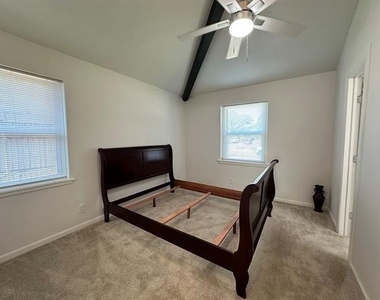 509 Dover Drive - Photo Thumbnail 24