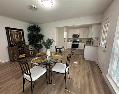 509 Dover Drive - Photo Thumbnail 8