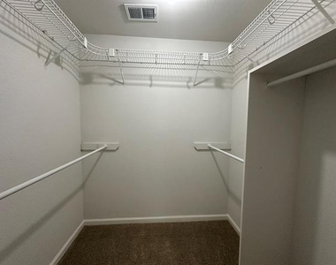 509 Dover Drive - Photo Thumbnail 29