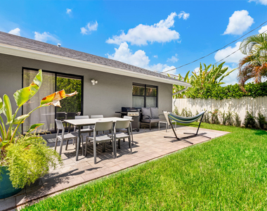 3372 Ne 5th Drive - Photo Thumbnail 39