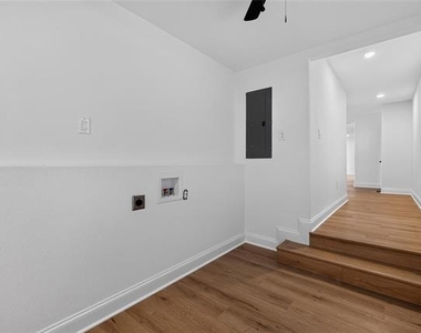2808 Woodland Drive - Photo Thumbnail 25