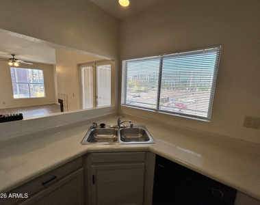 154 W 5th Street - Photo Thumbnail 14