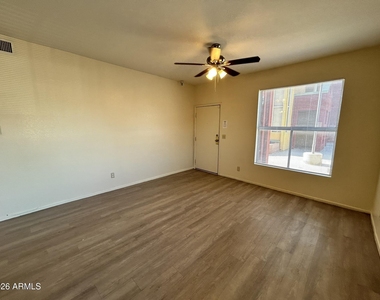 154 W 5th Street - Photo Thumbnail 3