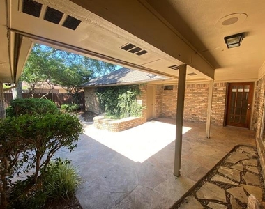 3616 Stagecoach Trail - Photo Thumbnail 33