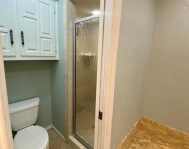3616 Stagecoach Trail - Photo Thumbnail 31