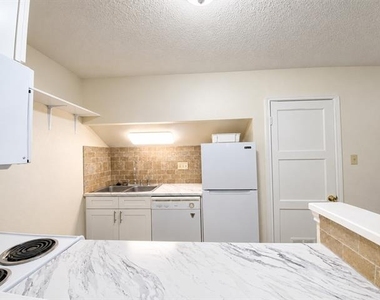 910 Hillside Beach Drive - Photo Thumbnail 4