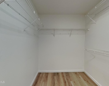 600 W Grove Parkway - Photo Thumbnail 11