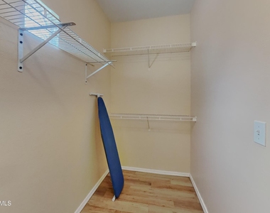 600 W Grove Parkway - Photo Thumbnail 15
