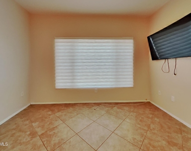 600 W Grove Parkway - Photo Thumbnail 2