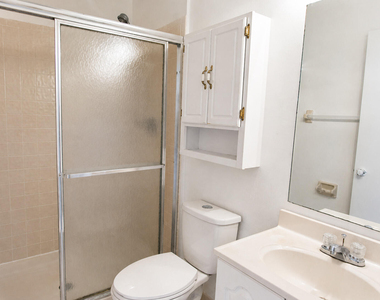 7260 Woodmont Terrace - Photo Thumbnail 13