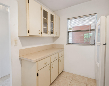 7260 Woodmont Terrace - Photo Thumbnail 4