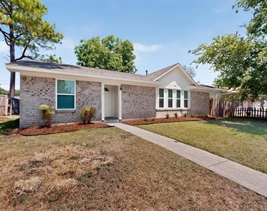 1717 Japonica Lane - Photo Thumbnail 2