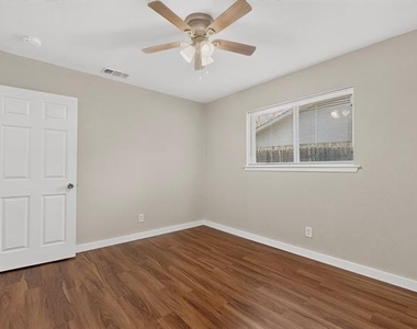 1717 Japonica Lane - Photo Thumbnail 30