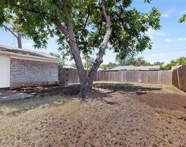 1717 Japonica Lane - Photo Thumbnail 35