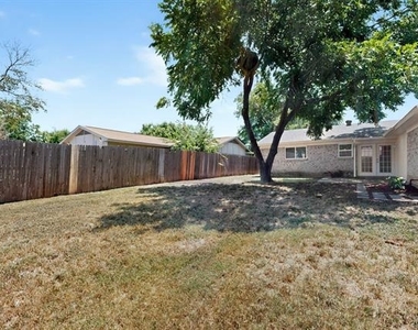 1717 Japonica Lane - Photo Thumbnail 34