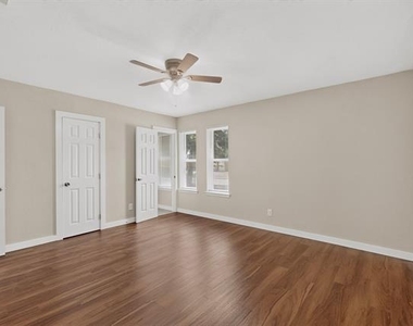 1717 Japonica Lane - Photo Thumbnail 18