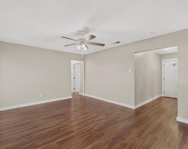 1717 Japonica Lane - Photo Thumbnail 4