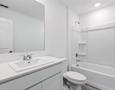 3145 Campeiro Avenue - Photo Thumbnail 12