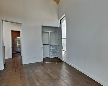 904 Blackland Court - Photo Thumbnail 6