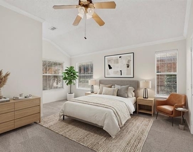 2312 London Drive - Photo Thumbnail 1