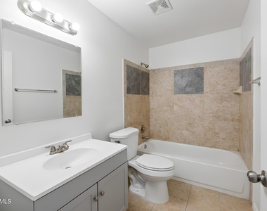1702 W Shangri La -- - Photo Thumbnail 6