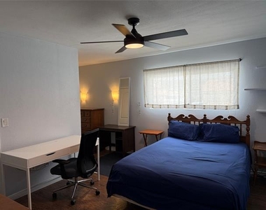 5088 Matilda Street - Photo Thumbnail 6