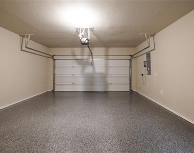 4004 Stone Trail Drive - Photo Thumbnail 21
