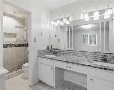 3709 Yaupon Drive - Photo Thumbnail 28
