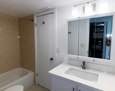 3777 Nw 78th Avenue - Photo Thumbnail 20