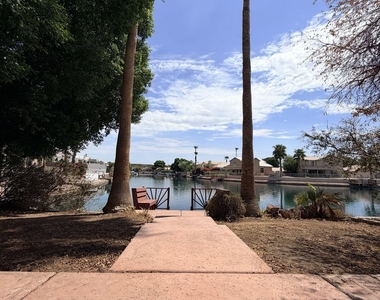 5215 W Tonopah Drive - Photo Thumbnail 8