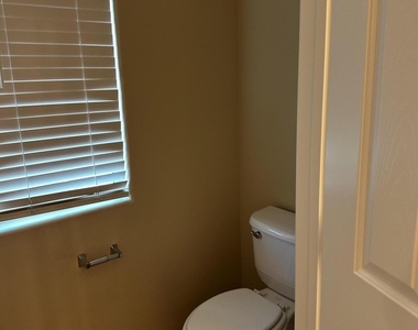 5440 W Hobby Horse Drive - Photo Thumbnail 16
