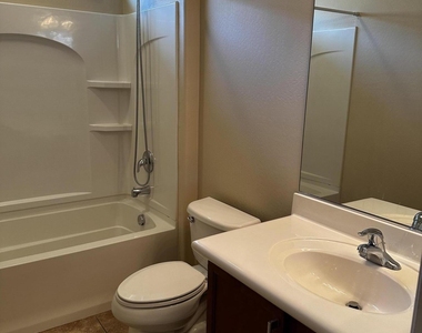 5440 W Hobby Horse Drive - Photo Thumbnail 18