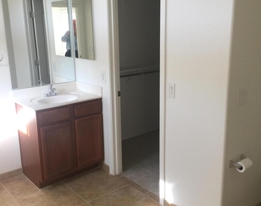 249 S 14th Circle - Photo Thumbnail 17