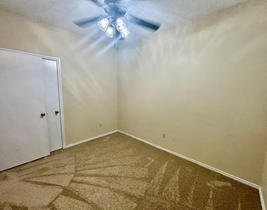 2915 Roxboro Road - Photo Thumbnail 19