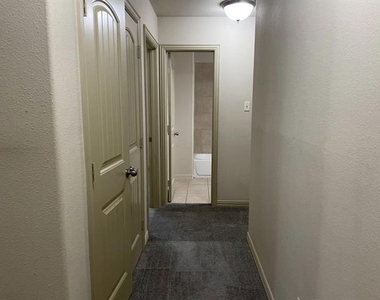 2307 Calendar Court - Photo Thumbnail 15