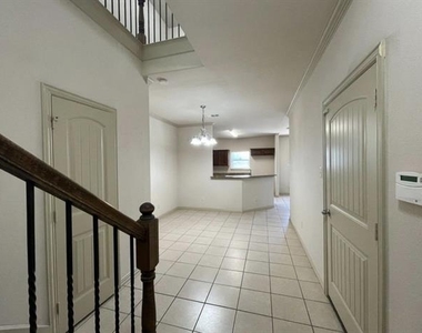 2307 Calendar Court - Photo Thumbnail 2