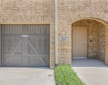 1735 Wittington Place - Photo Thumbnail 32