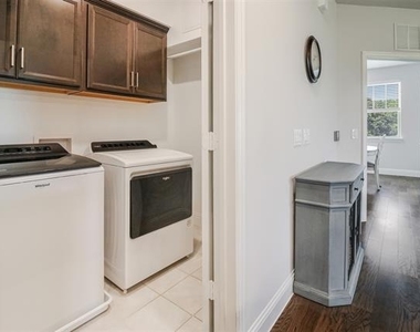 1735 Wittington Place - Photo Thumbnail 27